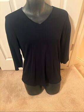 Chico's Black V-Neck Long Sleeve Top